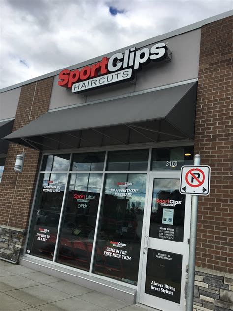 sports clips hours